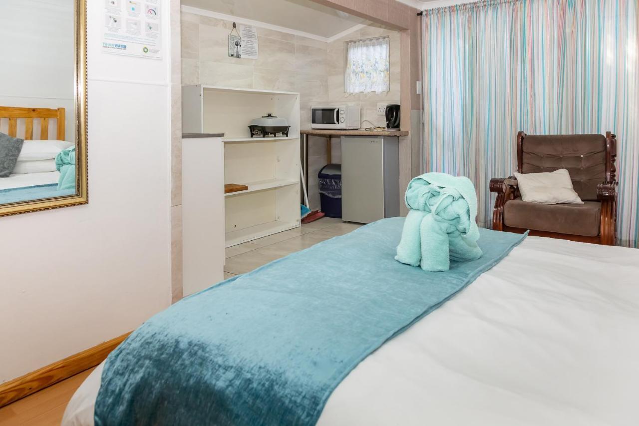 Bed and Breakfast De Helling Self Catering Brackenfell Exterior foto